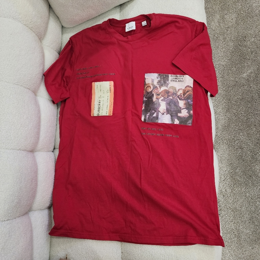 Burberry Men's Graphic Montage Print T Shirt in Red